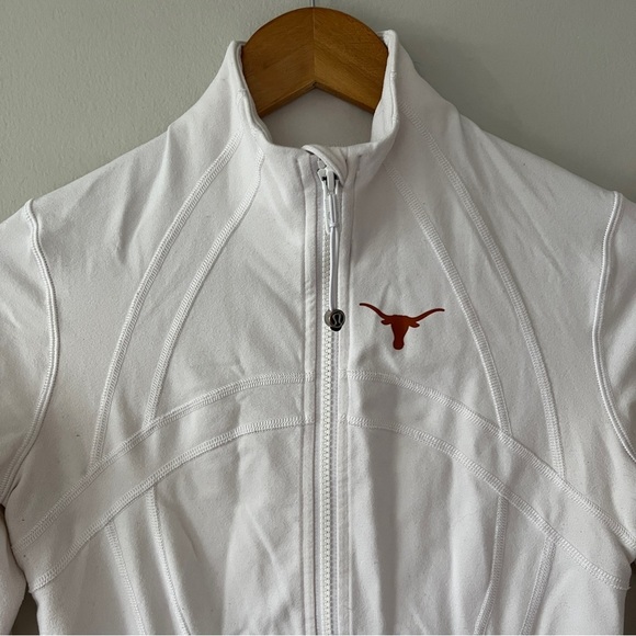 Lululemon Define Jacket in White With UT University of Texas Logo Size 6 - Picture 2 of 4